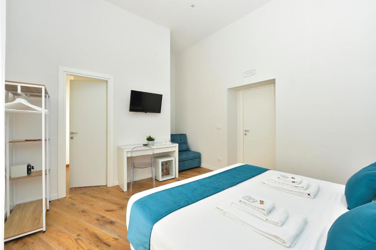 Ramo D'Oro Bed & Breakfast เนเปิลส์ ภายนอก รูปภาพ